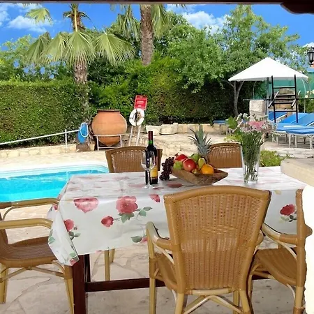 Karydhia Case de vacanță *