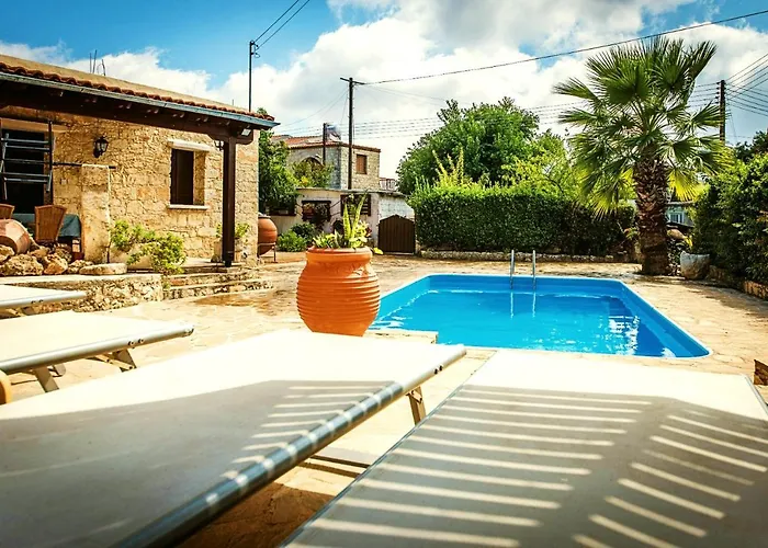 Semesterbostad Karydhia Pano Arodes