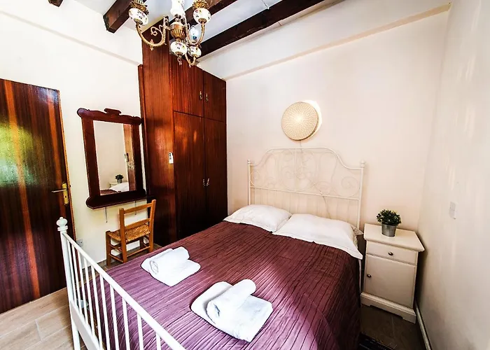 Semesterbostad Karydhia *