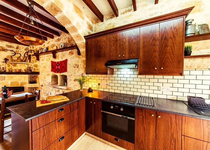 Karydhia * Pano Arodes