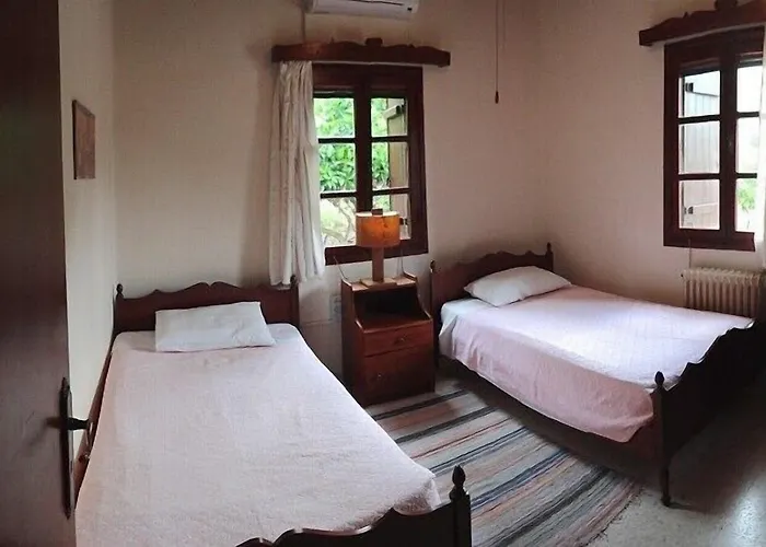 Karydhia Semesterbostad *